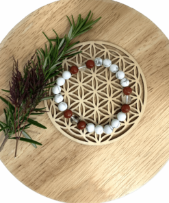 Bracelet Howlite drainage, composé de 3 pierres naturelles : le Jaspe, le Cristal de roche et la Howlite.